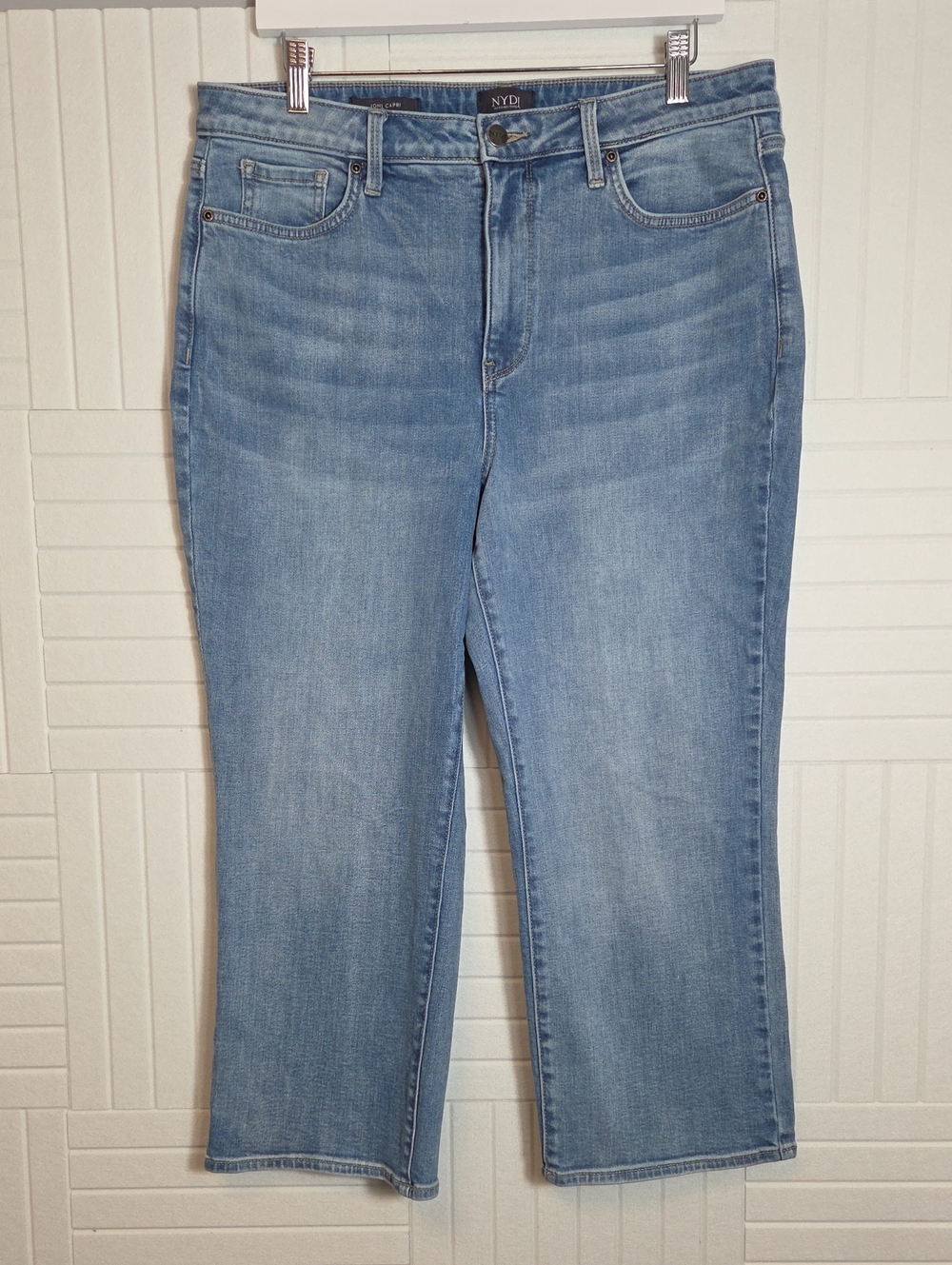 NYDJ Joni Capri Jeans Size 12